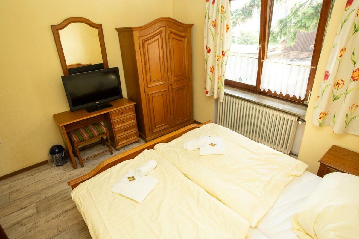 Zum Jean Bonnet Hotel Hofgeismar Esterno foto