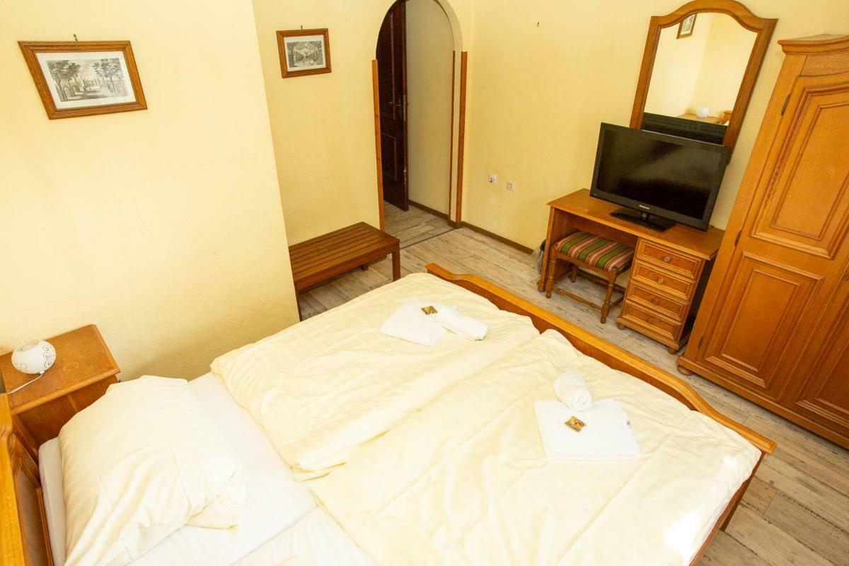 Zum Jean Bonnet Hotel Hofgeismar Esterno foto